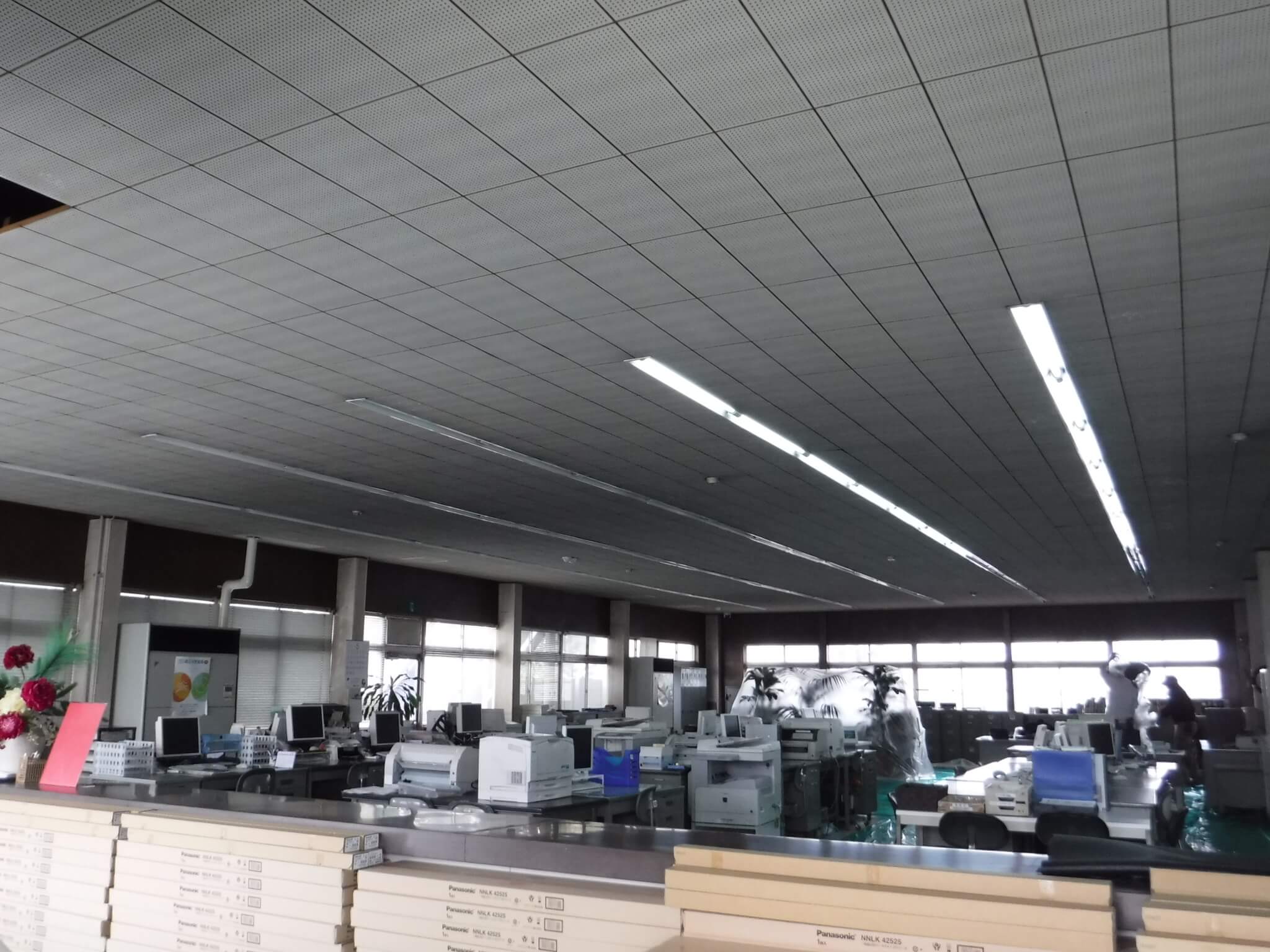 小川電機 開発営業部 LED照明更新工事